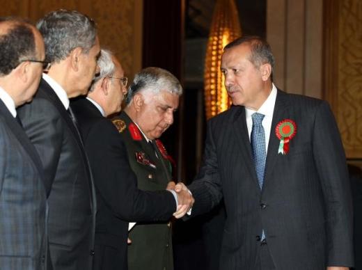 Adli Yıl Sert Bir Mesajla Açıldı