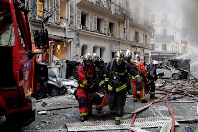 Paris'te patlama... Çok sayıda yaralı var