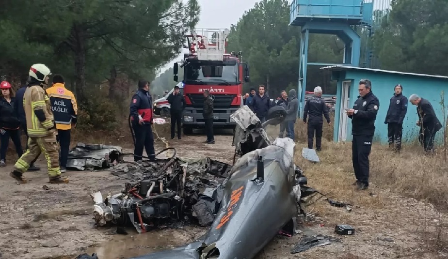 Bursa'da tek motorlu uçak düştü: 2 kişi yaşamını yitirdi