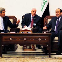 Kerry’den uyarı: İran silahlarına geçit verme
