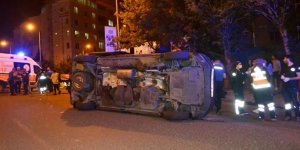 Çorlu'da İYİ Partilileri taşıyan minibüs devrildi: 1 yaralı