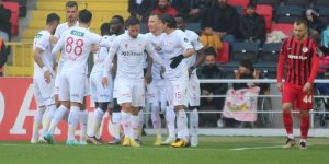 DG Sivasspor’dan Gaziantep FK deplasmanında kritik galibiyet