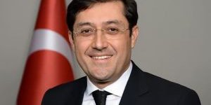 Beşiktaş Belediye Başkanı Hazinedar görevden alındı