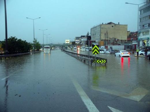 İstanbul Yağmura Teslim Oldu 13