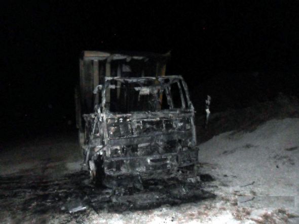 PKK iş makinelerini yaktı