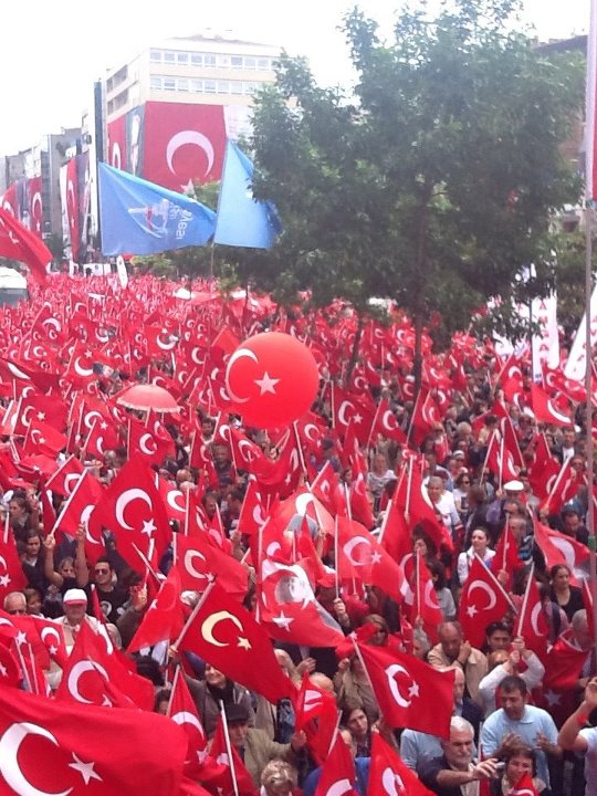 Şişli Kırmızı Beyaz Oldu 11