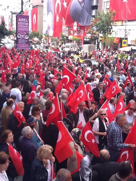 Şişli Kırmızı Beyaz Oldu 12