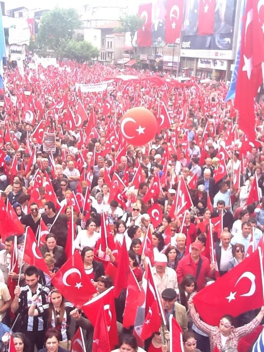Şişli Kırmızı Beyaz Oldu 8