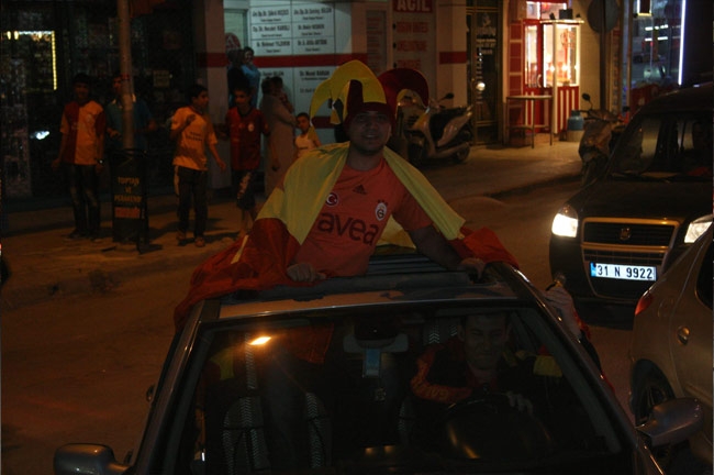 Yurtta Şampiyonluk Kutlamaları 17