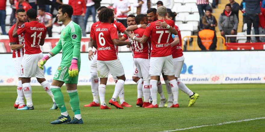 Antalyaspor: 3 - Evkur Malatyaspor: 1