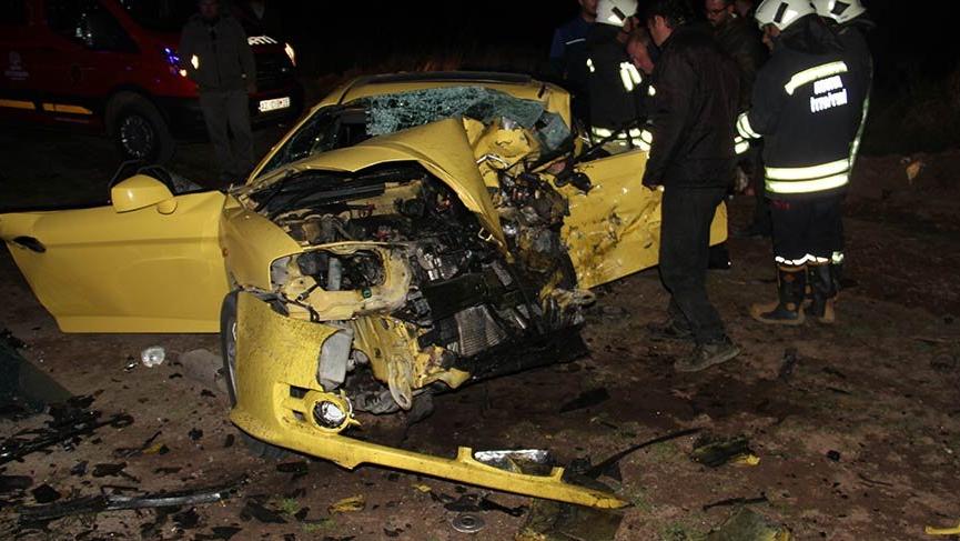 Konya’da iki otomobil çarpıştı: 3 ölü, 2 yaralı