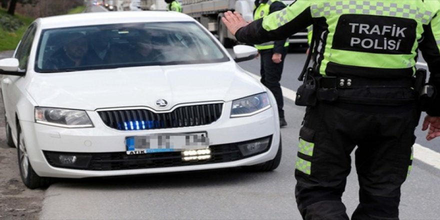 İstanbul Valiliğinden 'çakar' uyarısı