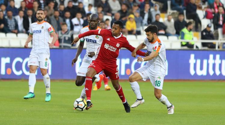 Demir Grup Sivasspor: 2 - Aytemiz Alanyaspor: 2