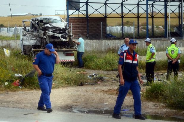 Eskişehir'de feci kaza! Beş kişi öldü