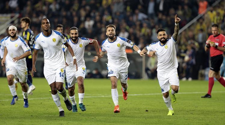 Fenerbahçe: 1 - MKE Ankaragücü: 3