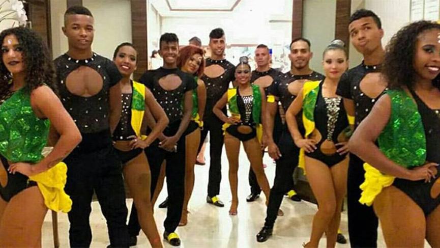 Kolombiyalı dansçılara Haluk Levent sahip çıktı