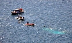 İzmirde Mülteci Teknesi Battı