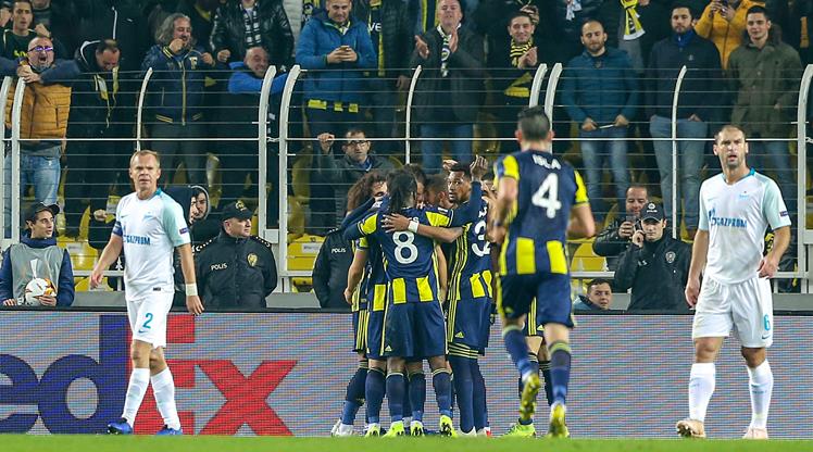 Fenerbahçe avantajı Slimani'yle kaptı