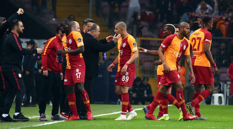 Galatasaray: 5 - Antalyaspor: 0