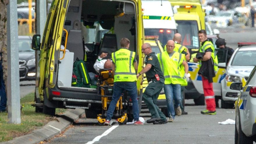 Yeni Zelanda'da camilere silahlı saldırı: Ölü ve yaralılar var