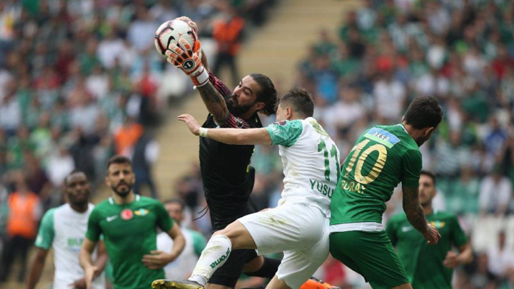 Bursaspor: 0 - Akhisar Belediyespor: 0