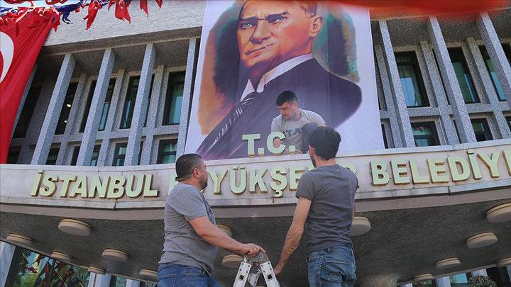 İBB haberine yayın yasağına İYİ Parti’den sert tepki