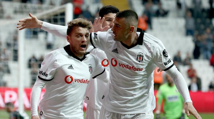 Beşiktaş: 2 - Aytemiz Alanyaspor: 1