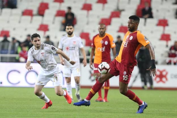 Demir Grup Sivasspor: 4 - Galatasaray: 3