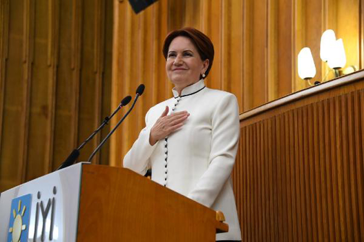 Meral Akşener: Karar verin! Ya damat ya millet!