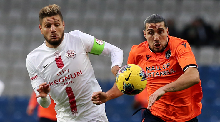 Medipol Başakşehir: 2 - Antalyaspor: 0