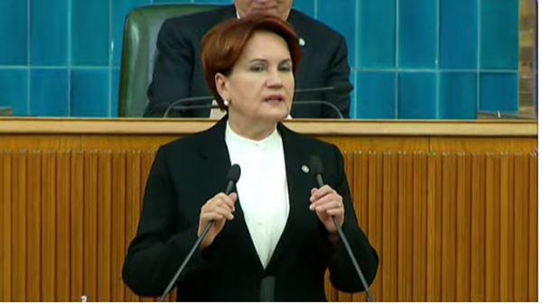 Akşener: Bu ergen sinirinden ne zaman kurtulacaksın?