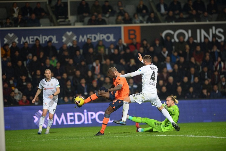 Medipol Başakşehir: 1 - Beşiktaş: 0