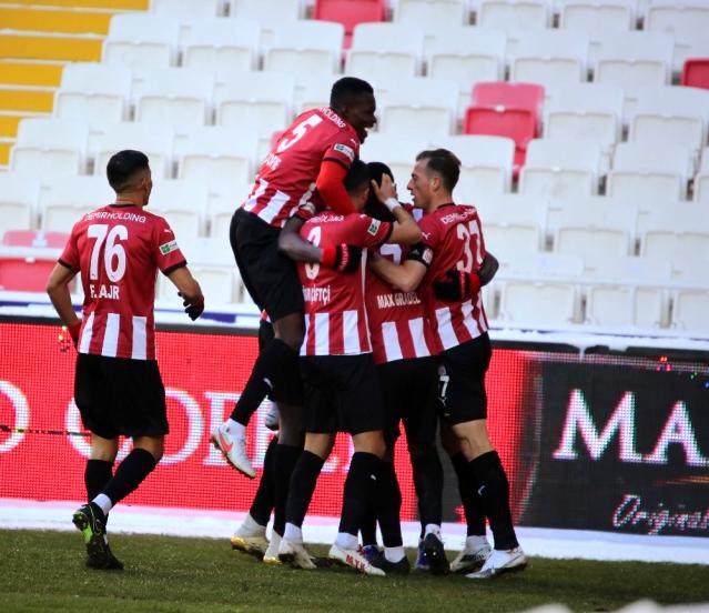 DG Sivasspor: 2 - Kayserispor: 0