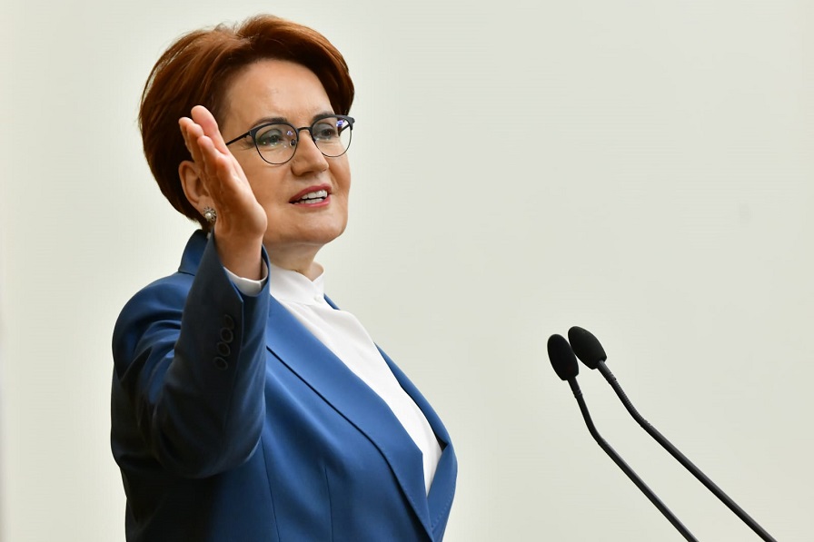 Akşener: Erdoğan saçmalama konusunda çıtayı uzaya çıkardı