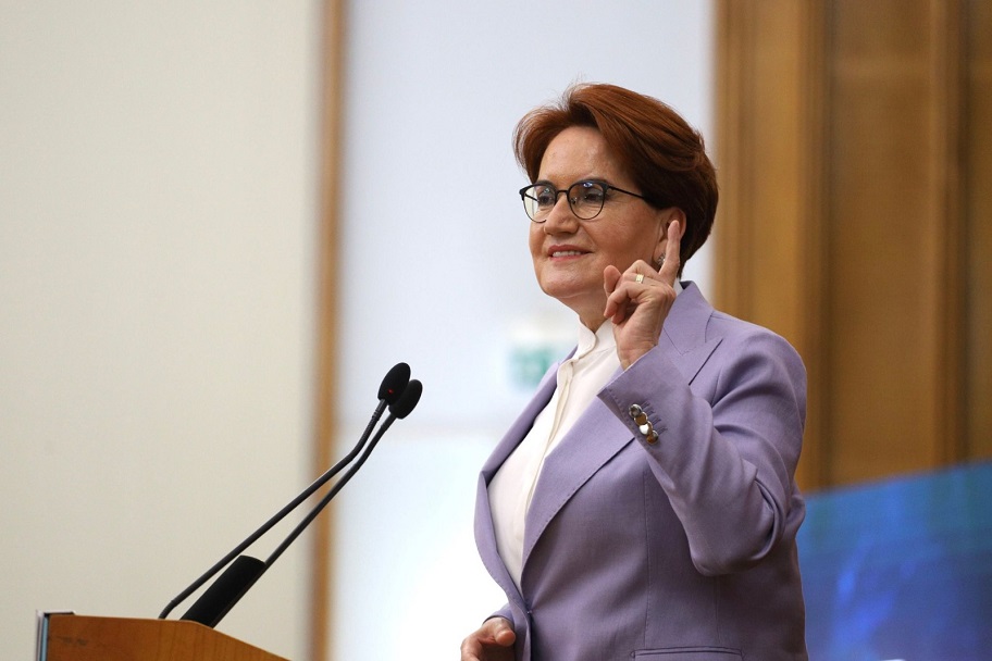 Akşener’den Erdoğan’a: Abuk sabuk konuşarak, millete ihanet ediyorsun…