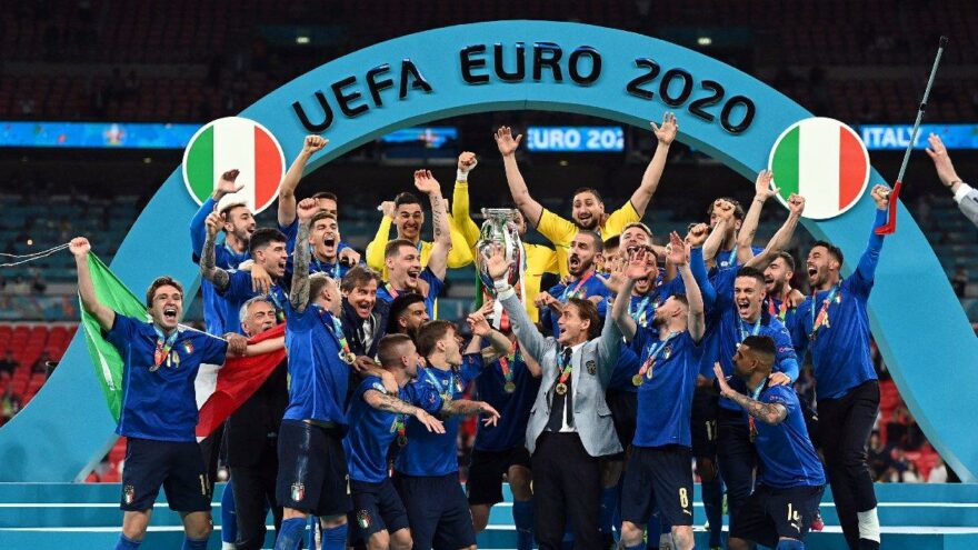 EURO 2020 şampiyonu İtalya! İngiltere penaltılarla hezimete uğradı