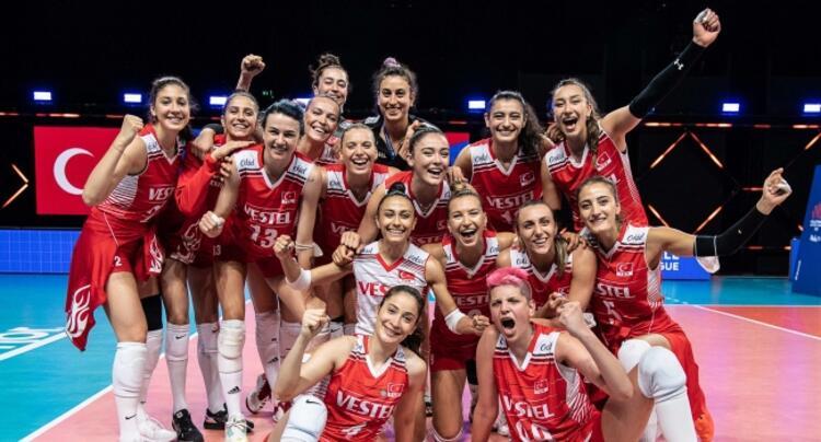 Filenin Sultanları Polonya'yı 3-0'la geçerek yarı finale yükseldi