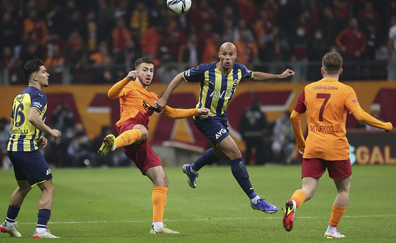 Galatasaray: 1 - Fenerbahçe: 2