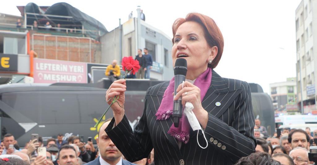 Akşener İzmir'den seslendi: Bu unutuldu, ağalara bunu birlikte hatırlatacağız