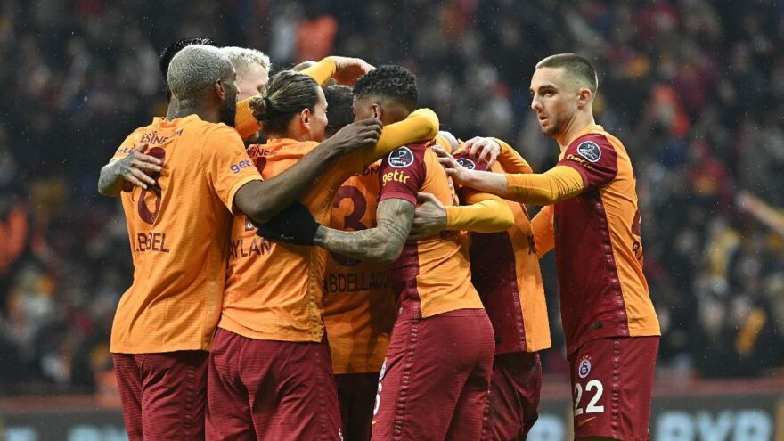 Galatasaray, Yeni Malatyaspor’u 2 dakikada geçti: 2-0