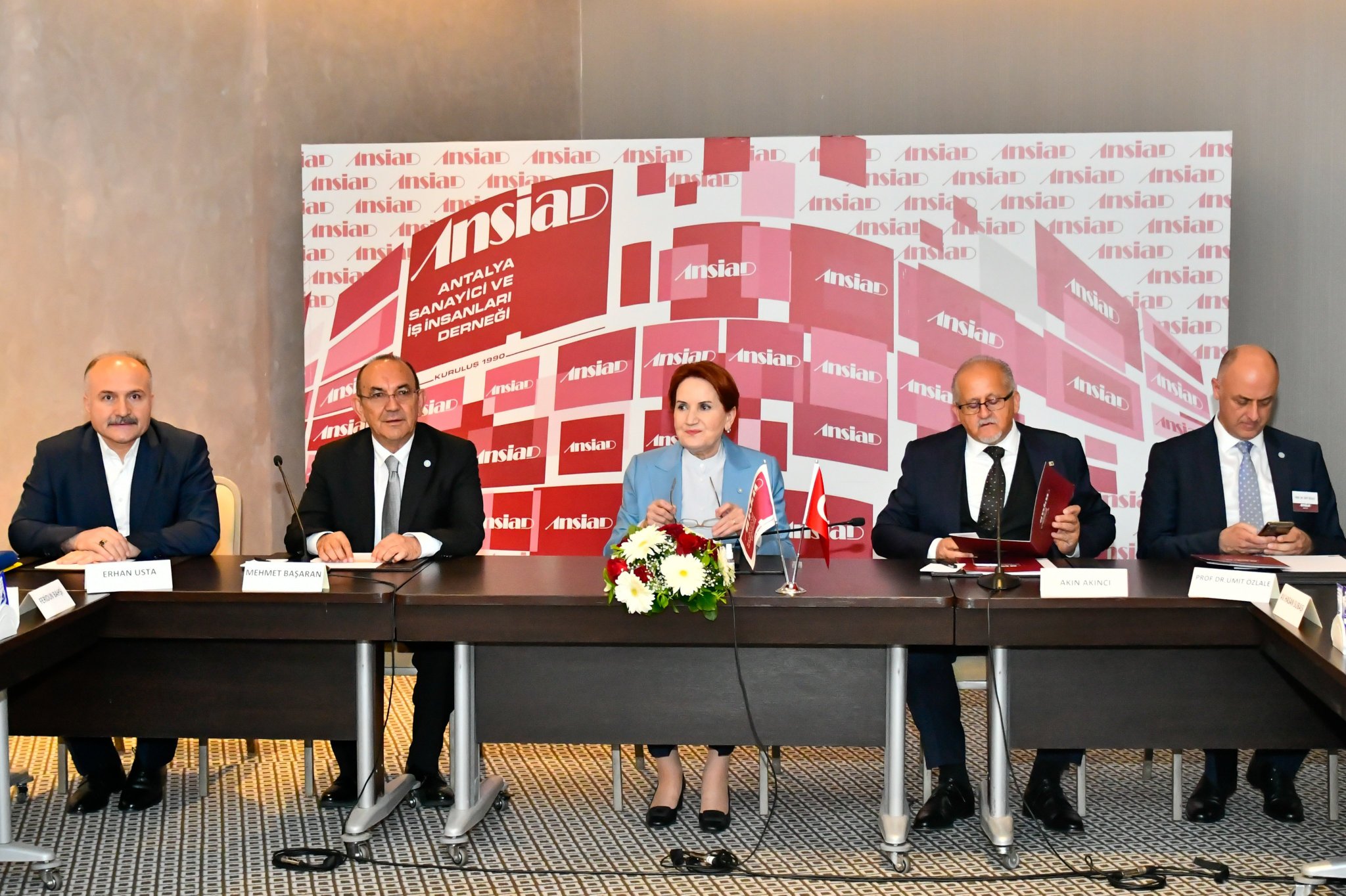 Meral Akşener'den Ali Babacan açıklaması