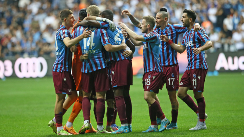 Süper Lig'de şampiyon Trabzonspor