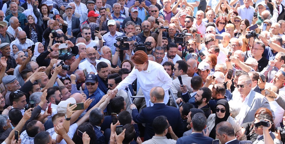 Akşener: Allah bunların bütün hortumlarını kesmeyi bana nasip etsin