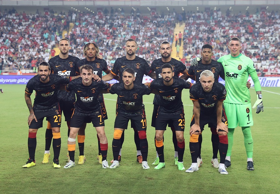 Galatasaray Antalyaspor'u 90'da avladı: 1-0