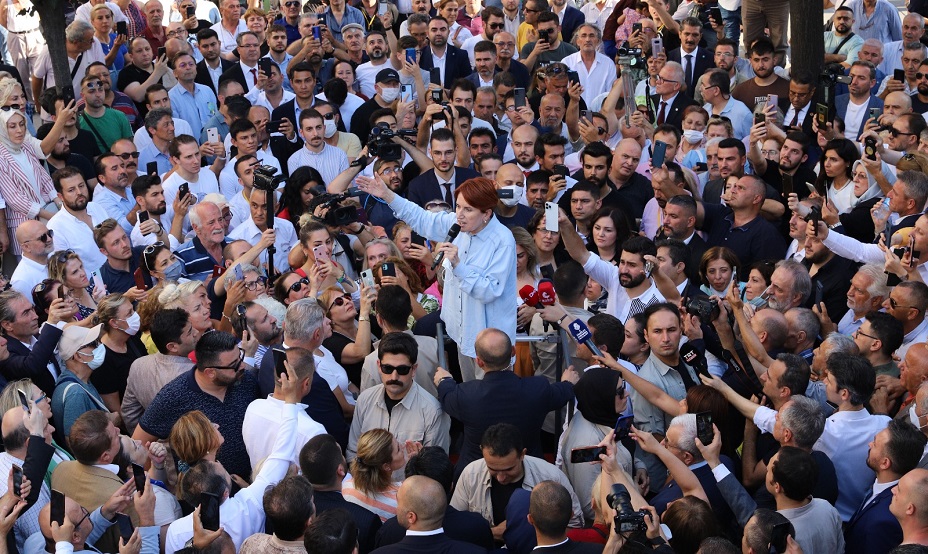 Akşener: En düşük emekli maaşı asgari ücret kadar olsun