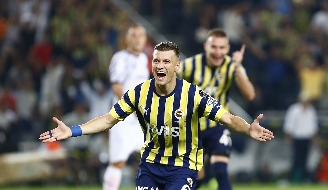 Fenerbahçe Kadıköy’de Adana Demirspor’u yıktı: 4-2