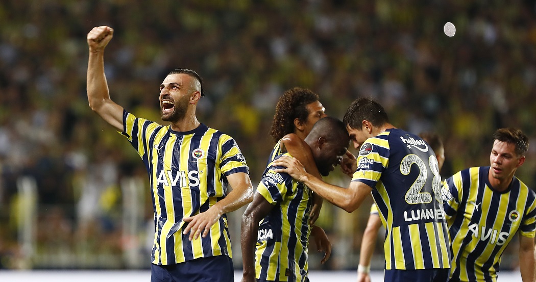 Fenerbahçe Avrupa Ligi'nde gruplara kaldı: 4-1