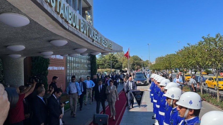 Akşener'den İmamoğlu'na ziyaret: Kendisine çıkarılan zorluklar var