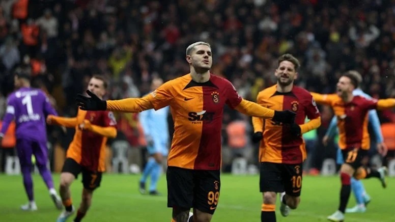 Lider Galatasaray geriden gelip Trabzonspor’u da devirdi!