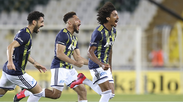 Fenerbahçe, Kayseri deplasmanında kazanmasını bildi